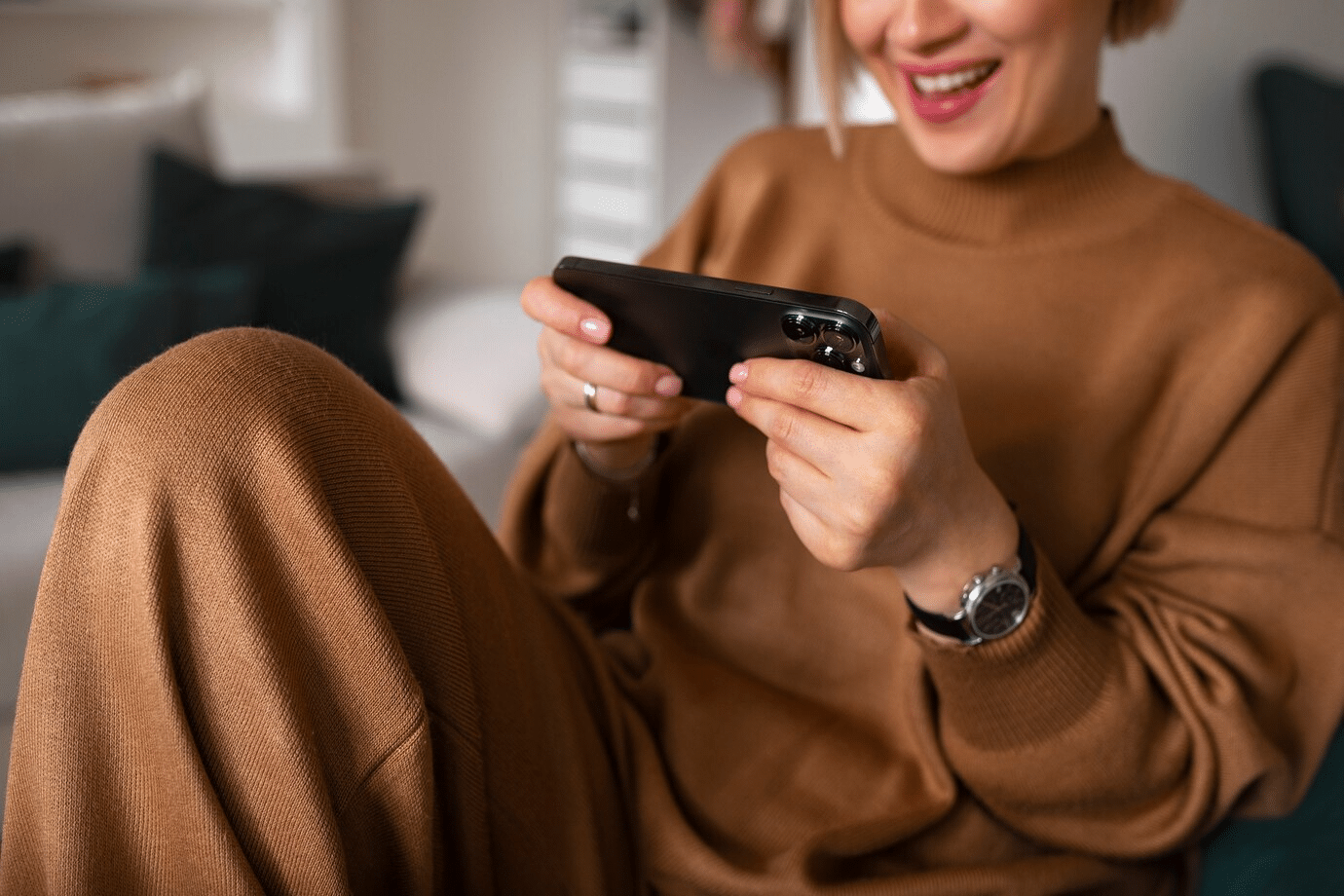 The Evolution of Mobile Gaming - SharksMind